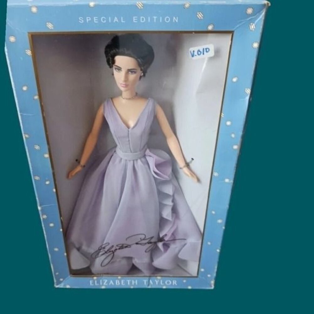 Barbie Elizabeth Taylor white diamonds special edition "12" - Picture 7 of 7